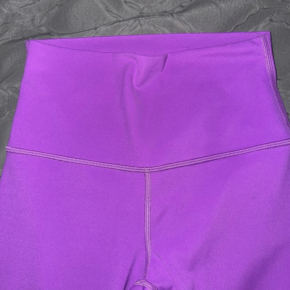❗️PRICE IS FIRM❗️Lululemon Align HR Crop 21” - Picture 3 of 5